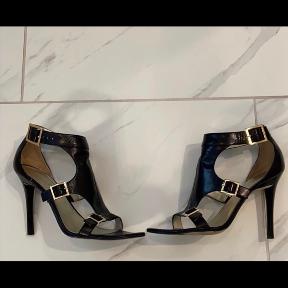 Guess Black leather Gwedelicacy heels